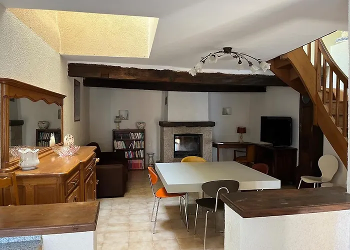 Nyaraló La Rive Du Viaur